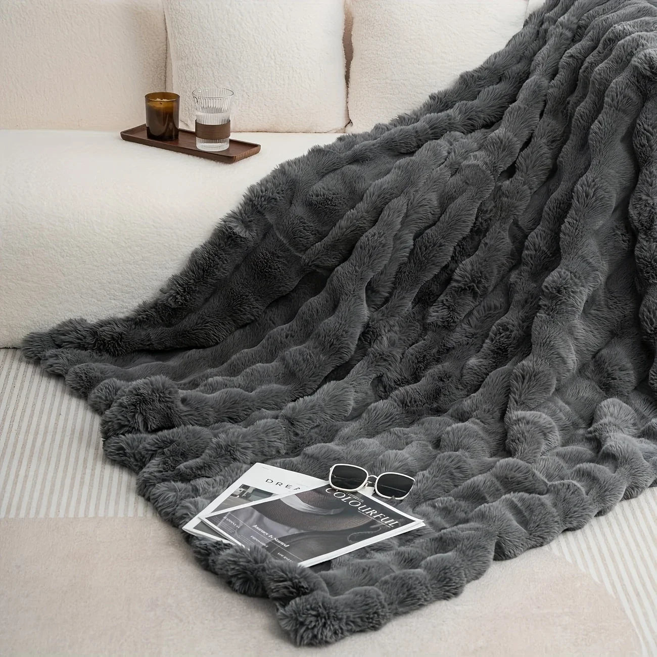 1pc Cozy Faux Rabbit Fleece Throw/ Ocersize Throw Blanket