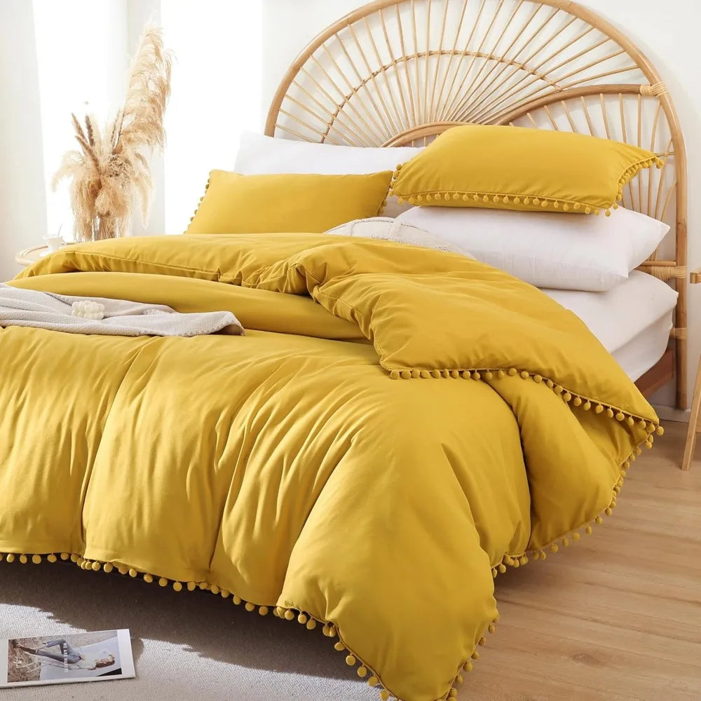 3 PCS Queen Comforter Set with Ball Pom Fringe